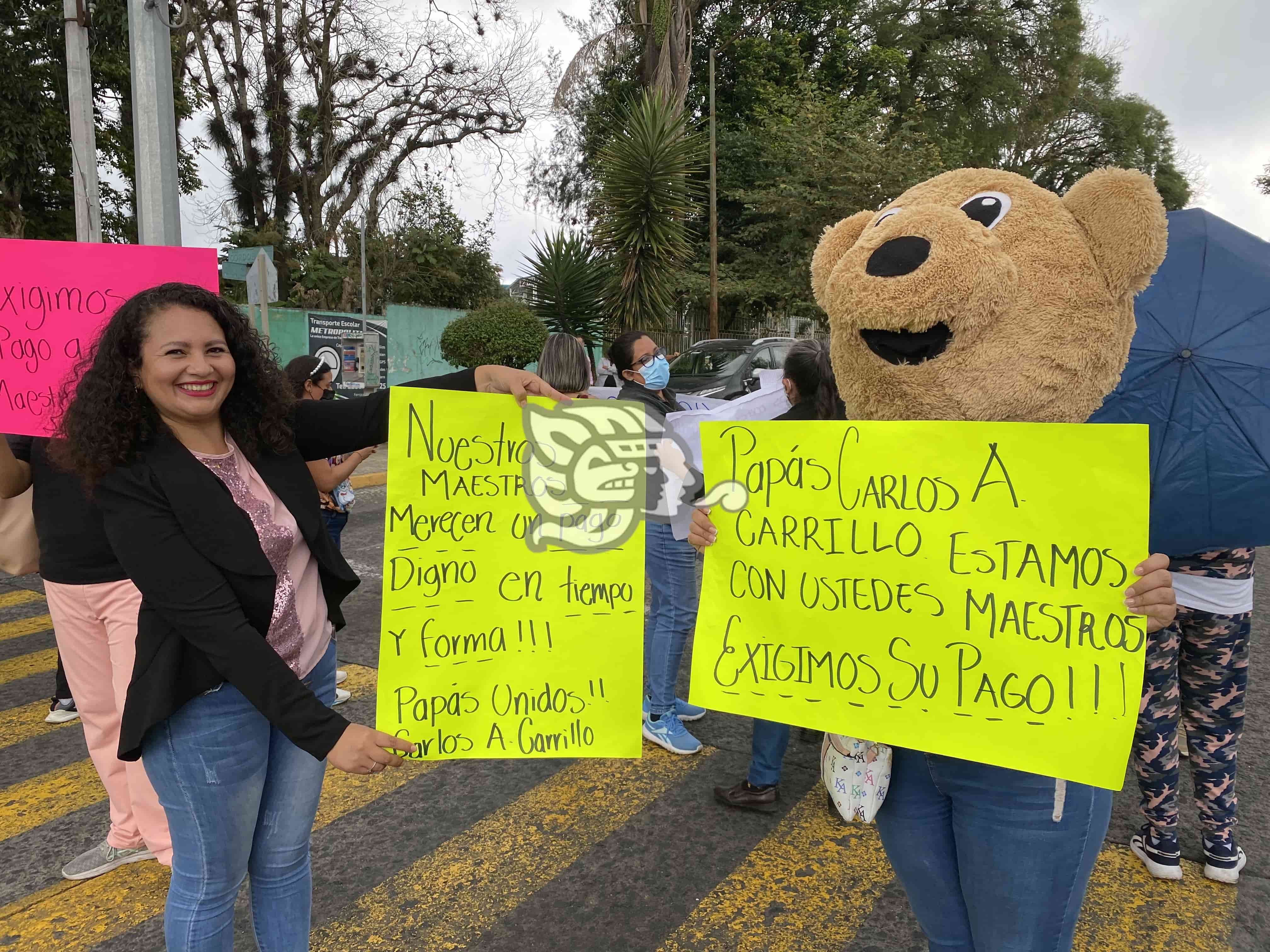 Se Suman Padres A Protesta De Maestros Por Aumento