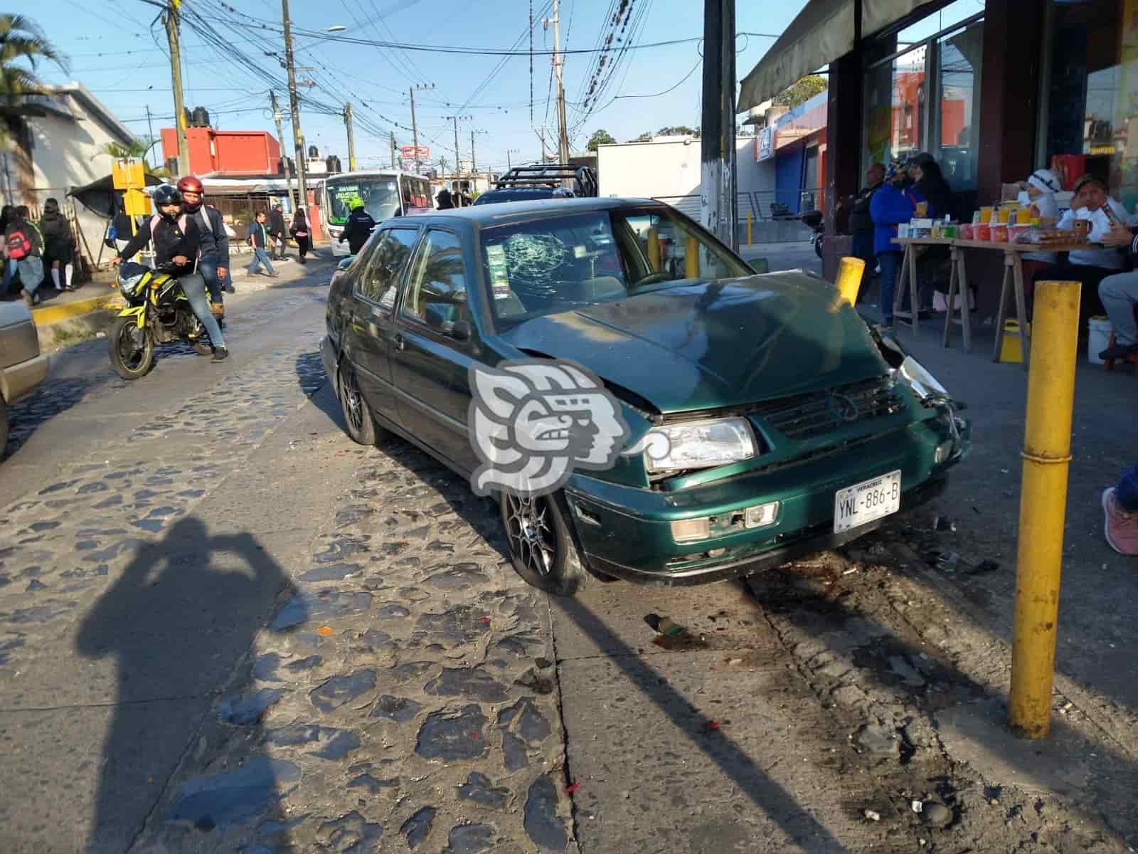 Accidente entre dos vehículos en Fortín deja 3 heridos