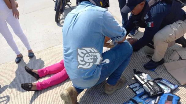 Mujer lesionada en choque en Malecón de Coatzacoalcos