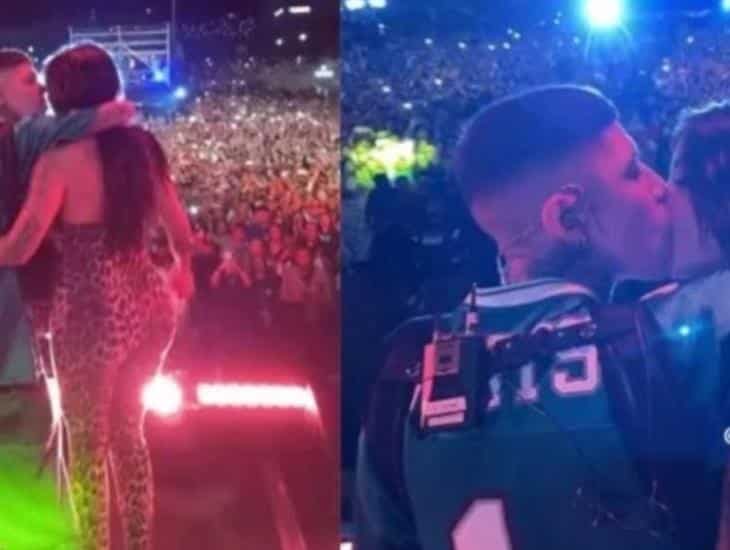 Son Novios Santa Fe Klan Y Karely Ruiz Protagonizan Beso