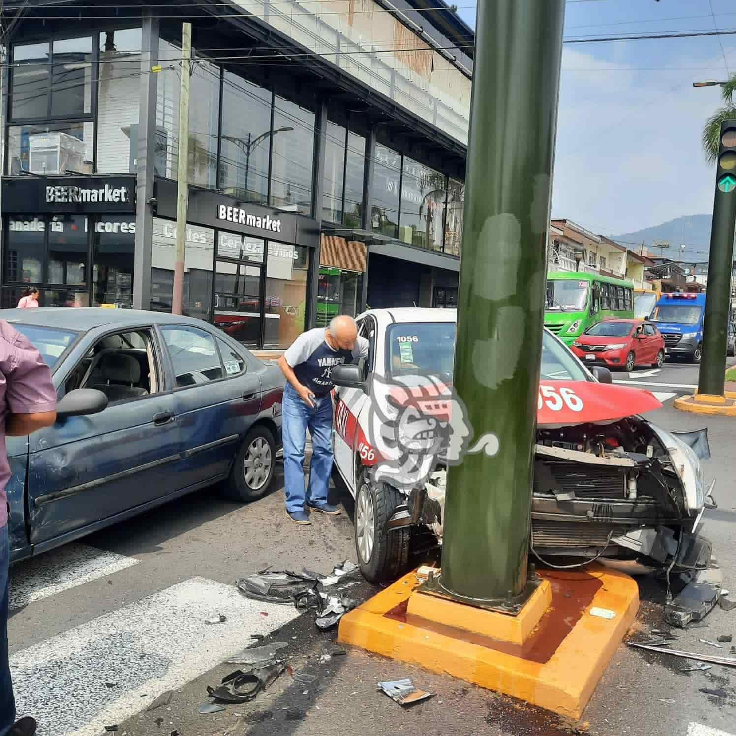 Brutal Choque En Calles Del Centro De Orizaba