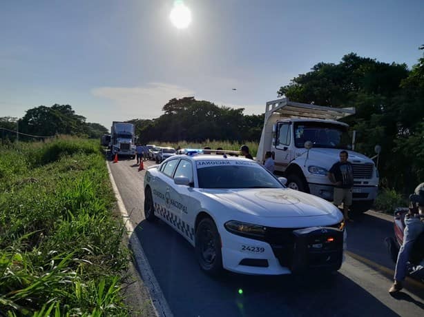 Huye Tras Impactar A Camioneta Y Dejar A Conductor Prensado En