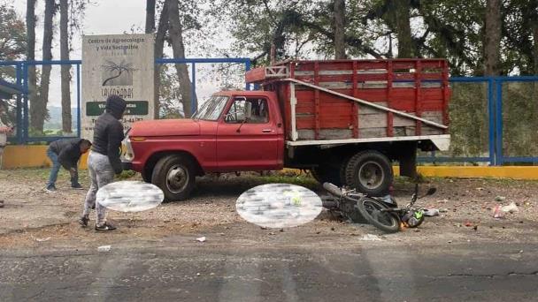 Choque Entre Motocicleta Y Camioneta Deja Un Muerto En Huatusco