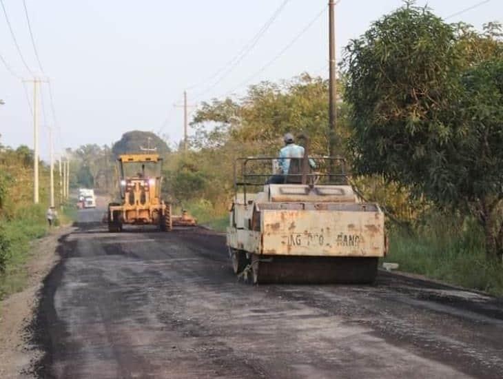 As Van Los Trabajos De Asfaltado En La Carretera Nanchital Las Choapas