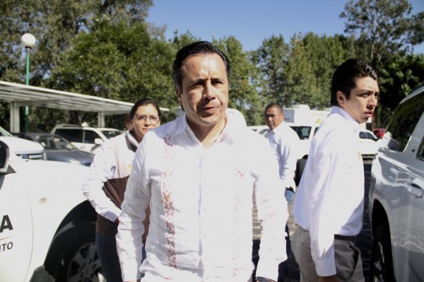 ‘Cuitláhuac ya no va en helicóptero, va en ADO... si es necesario’, dicen