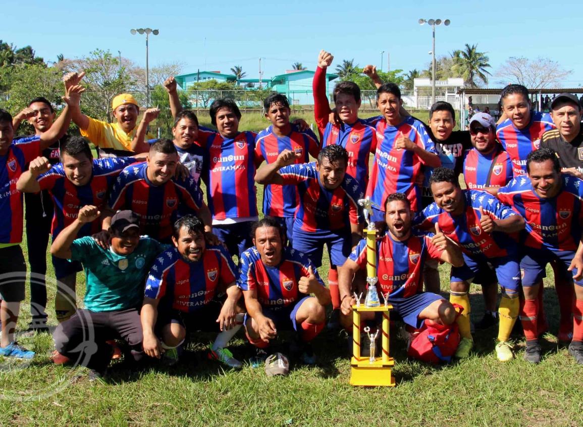 Gatos Yaer es campeón en la Liga de Futbol Burócrata