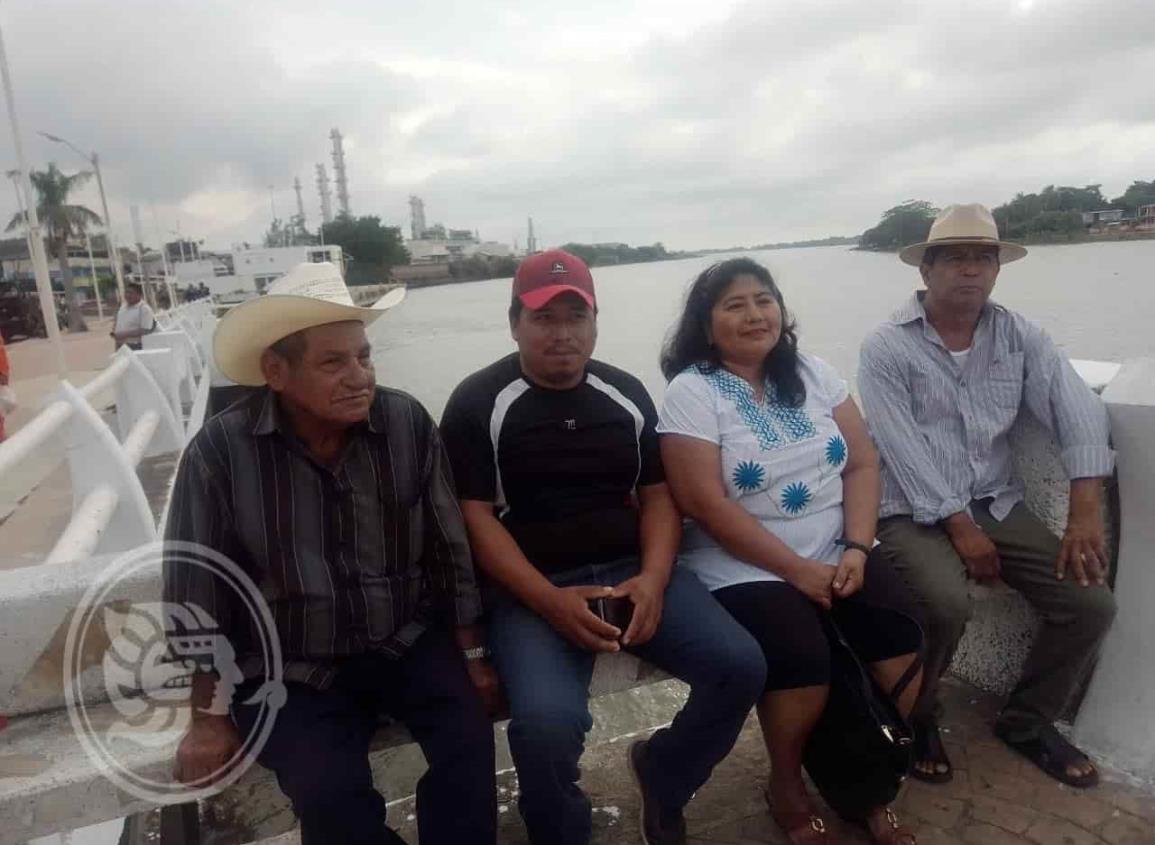 Responsabilizan a Pemex por derrame en el río Coatzacoalcos