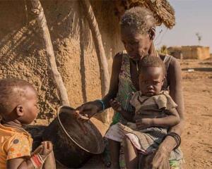 Lanzan alerta de hambruna en Zimbabue