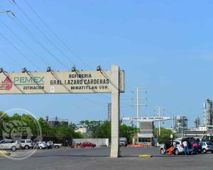 Rehabilitación de refinería Lázaro Cárdenas, con avance del 52%