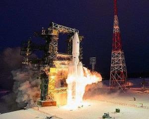 Cohete ruso transporta con éxito suministros a Estación Espacial Internacional