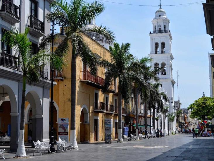 Autoridades municipales reabren calles del centro histórico de Veracruz