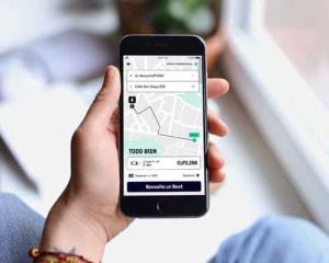 Acaparan apps a clientes, taxistas acusan afectaciones
