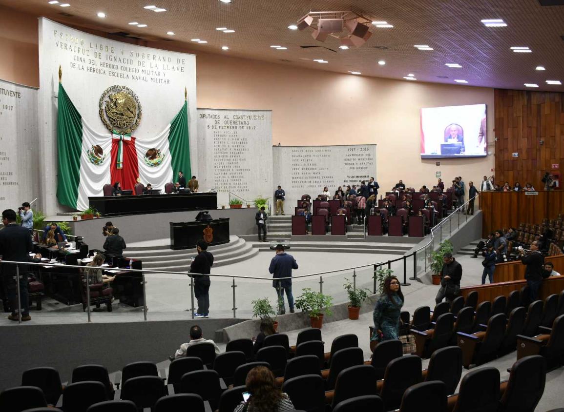 Dependencias y poderes de Veracruz perderán fondos que no ejerzan