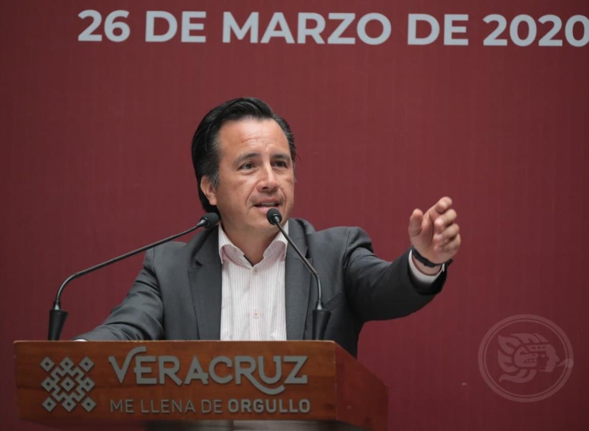 Veracruz disminuye labores; llama a no salir ante Jornada de Sana Distancia