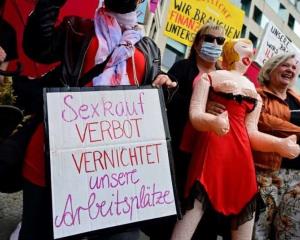 Trabajadoras sexuales en Alemania piden reapertura de burdeles