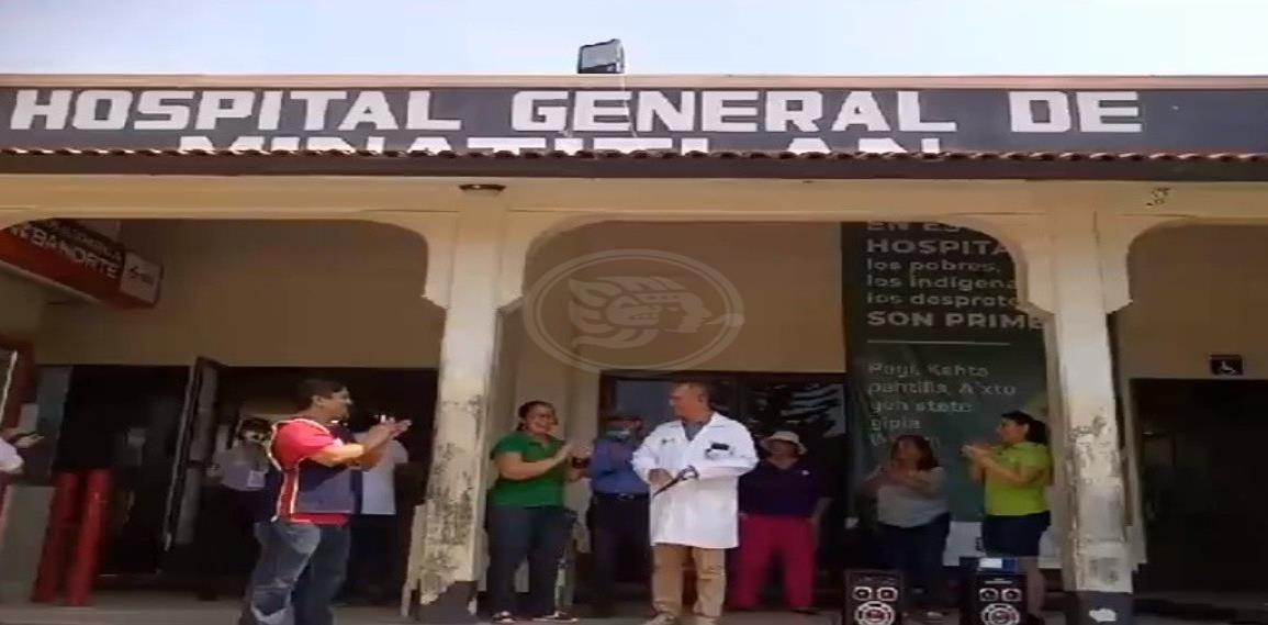 Casi 40 enfermos de Covid-19 hospitalizados en el Hospital General de Minatitlán