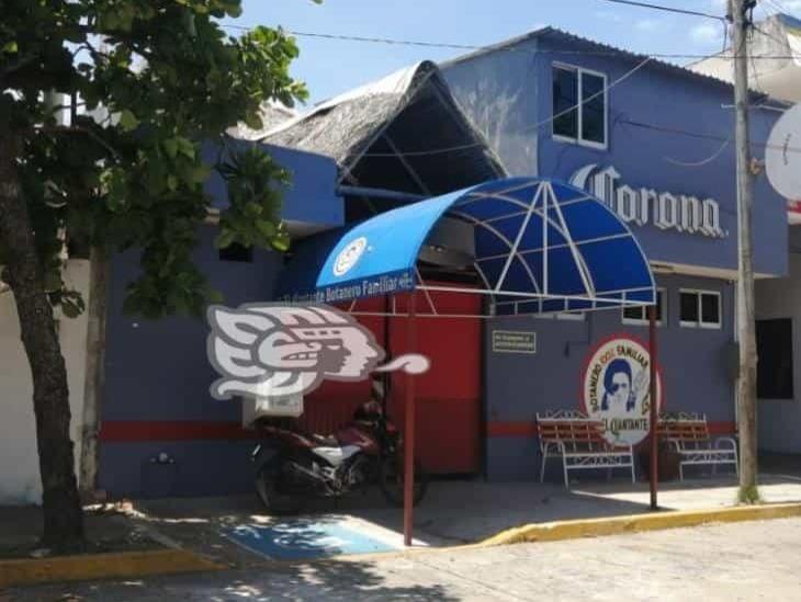 Día negro para los negocios en Coatzacoalcos; cierra centro botanero