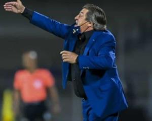 ‘El árbitro se burló de mis jugadores’: Miguel Herrera
