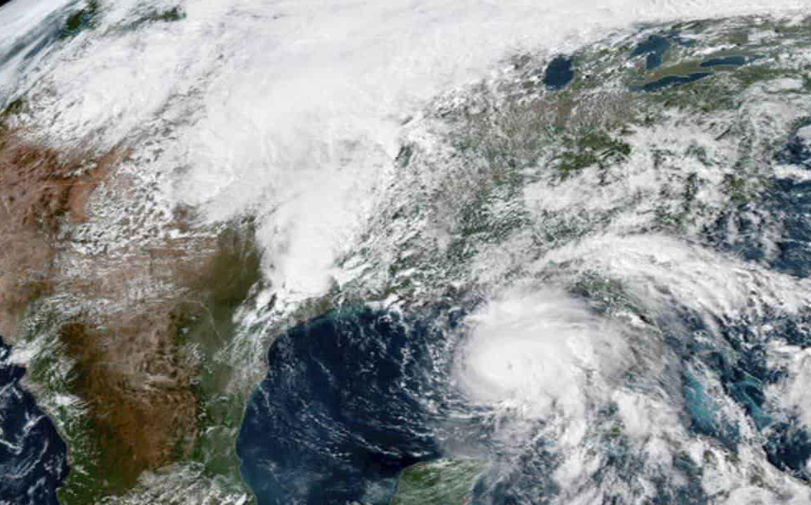 2020 alcanza récord de ciclones; iguala a 2005