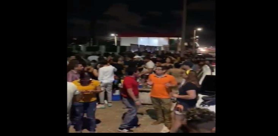 Fiesta, alcohol y golpes en el Malecón de Coatzacoalcos, en plena contingencia
