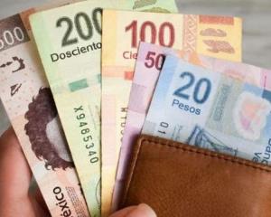 Aumentará el salario en 2023, revela López Obrador