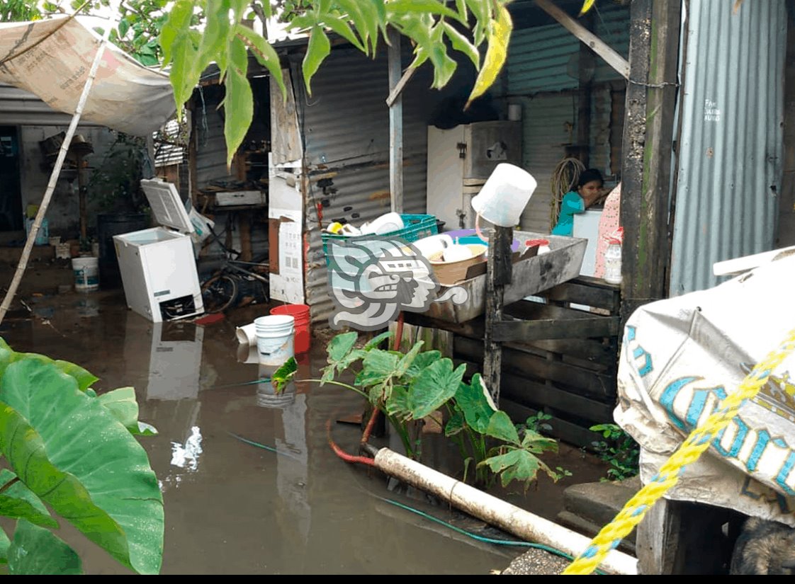 Zona baja de Coatzacoalcos, inundada por Frente Frío 13