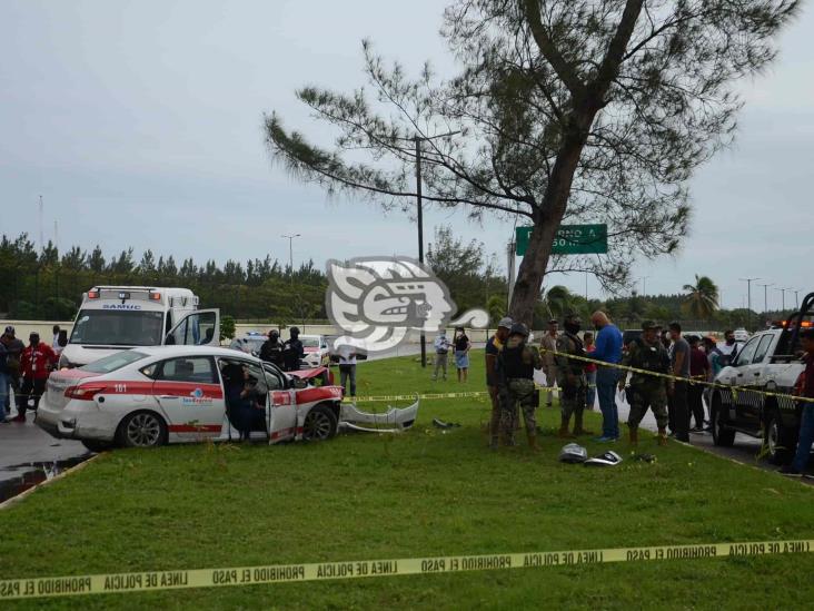 Accidente en colonia de Veracruz, deja un muerto y tres personas heridas