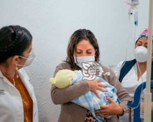 DIF resguardará a bebé abandonada en Acayucan
