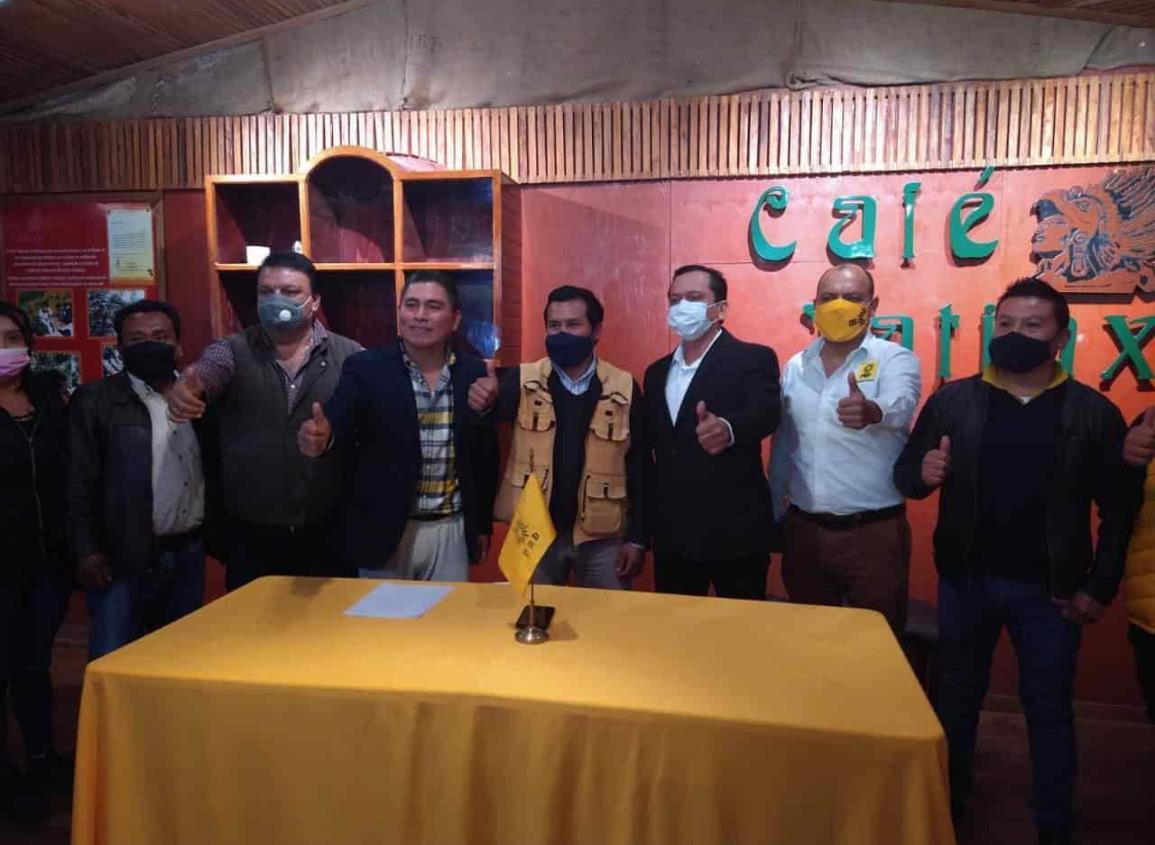 Diputado Alexis Sánchez salta del MC al PRD en Veracruz