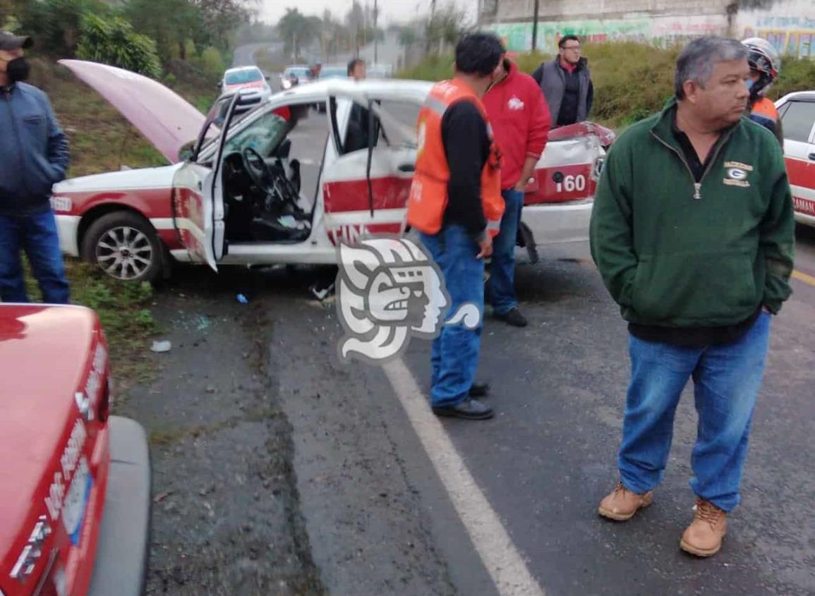 Choque sobre la carretera Fortín-Huatusco deja 4 lesionados