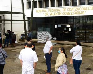 En Hospital de Coatzacoalcos, buscarán vacunar al personal no registrado