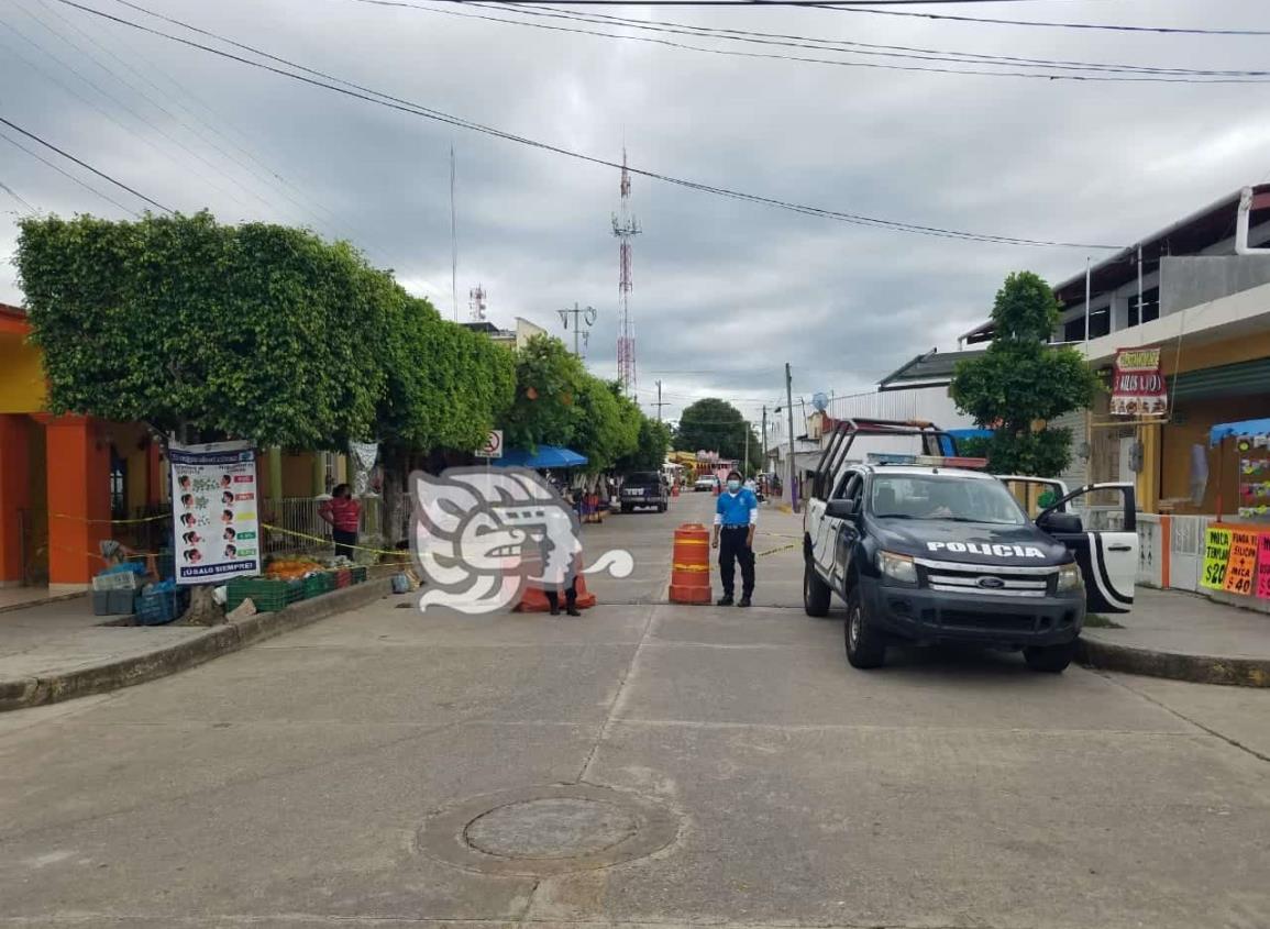 Cierran calles en Oluta, Hueyapan impone ley seca