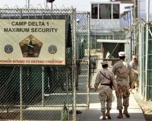 Gobierno de Biden analiza cerrar prisión de Guantánamo