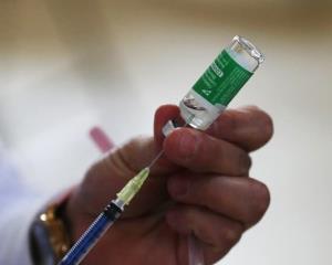 Llegarán hoy a México las primeras 200,000 dosis de vacuna Sinovac