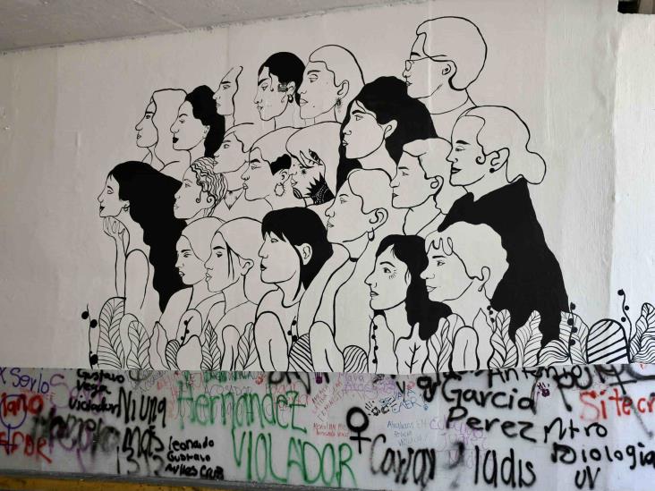 Así luce el mural feminista del viaducto en Xalapa