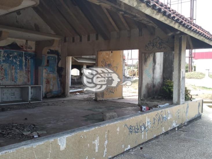 Malecón Costero de Coatzacoalcos, al borde de la ruina