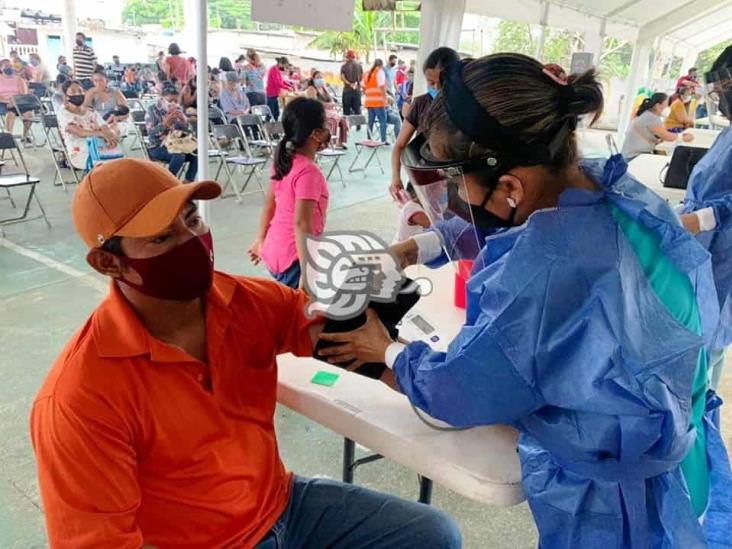 Jornada médica continuó en San Pedro Mártir