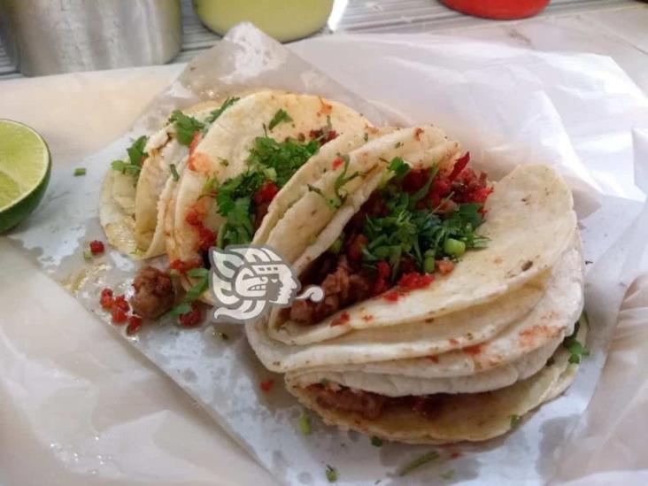 Los tradicionales tacos del Mercado Morelos, conmemoran su día en Coatza