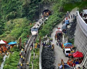 Al menos 51 muertos en accidente de tren en Taiwán