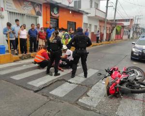Automovilista atropella a repartidor y se da a la fuga en Córdoba