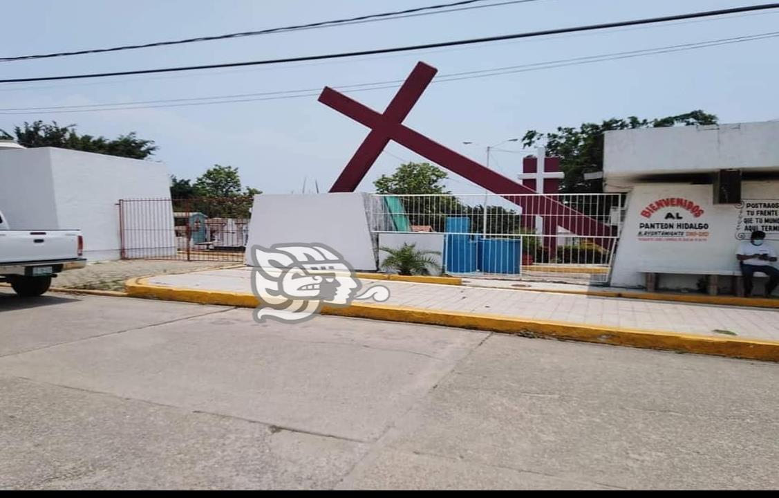 En Minatitlán, cerrados los panteones el 9 y 10 de Mayo por COVID-19