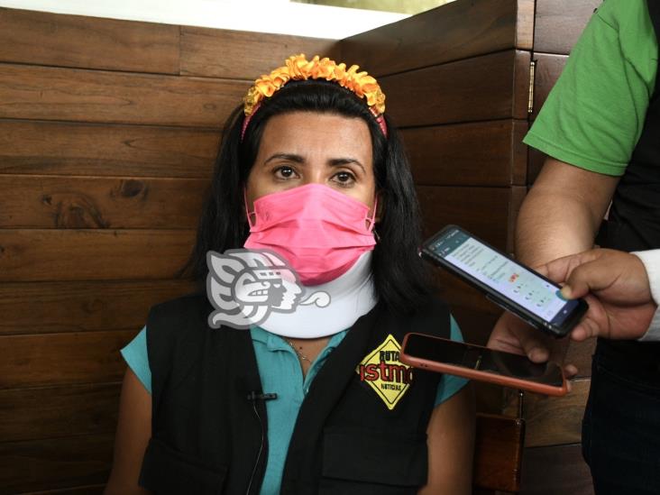 Por lesiones, denuncia reportera a familiares del alcalde de Ixhuatlán