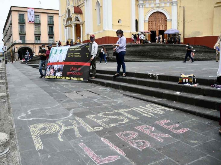En Xalapa, colectivo Mahatma Gandhi protesta vs genocidio en Palestina