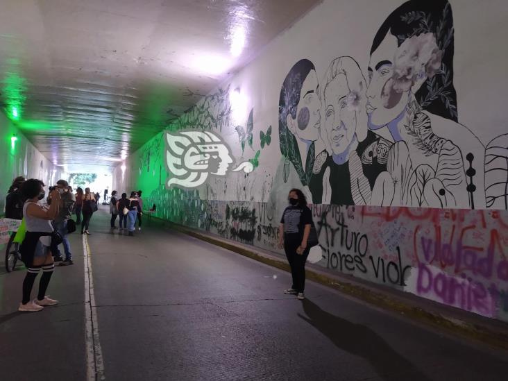 Históricas: Develan mural dedicado a las mujeres en viaducto de Xalapa