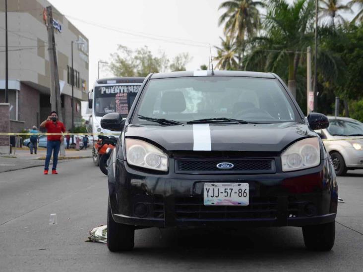 A balazos levantan a dos presuntos asaltantes en Veracruz