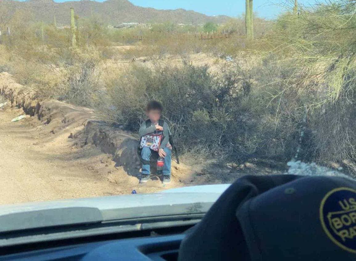 Ex sacerdote abandona a sobrino de 6 años en desierto de Arizona