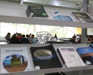 Con regreso a clases aumenta afluencia en bibliotecas de Coatzacoalcos 