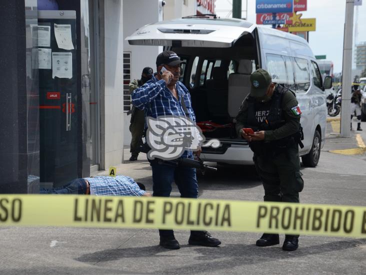 Un hombre muerto tras asalto armado en banco de Boca del Río