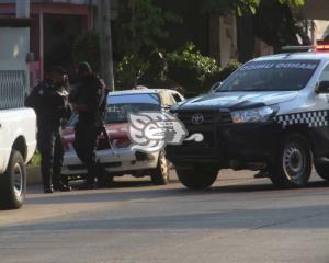 Taxista atacado a balazos sobre la carretera Transístmica en Coatzacoalcos