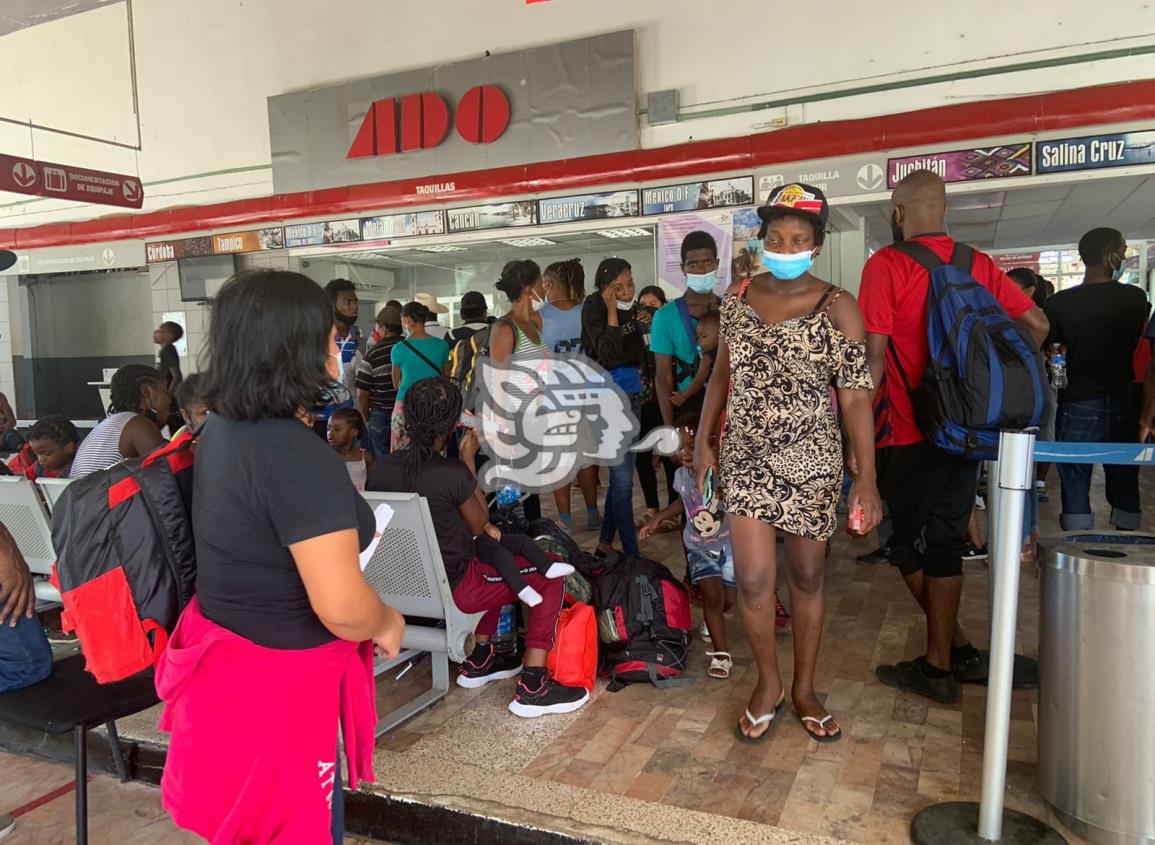 Haitianos ingresan al sector laboral de Acayucan y Oluta